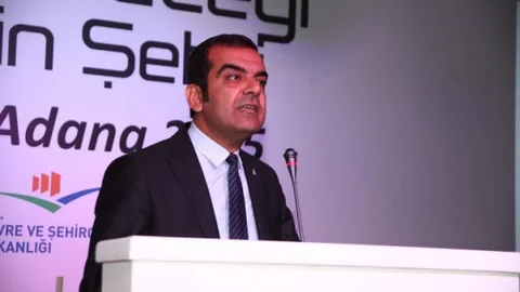 Adana'da Kentsel Dönüşüm Sorunları Ele Alındı