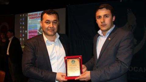 Alanya'da Başarı ve Eğitim Üzerine Seminer Düzenlendi