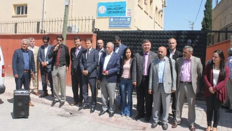 Adana'da Okul Müdürü Darp Edildi