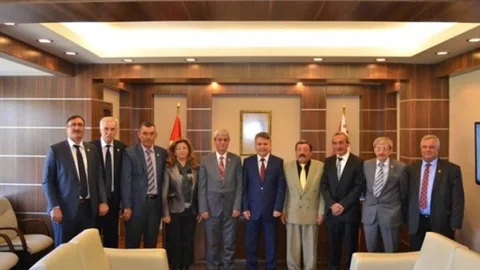 Eskişehir Muhtarları Emniyet Müdürü'nü Ziyaret Etti