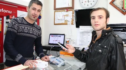 Askerde Telefon Serbestliği Geldi