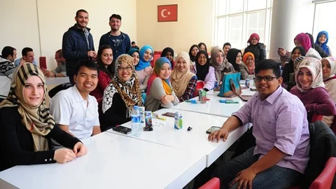 Malezya Heyeti Erzurum'da Ziyaret Gerçekleştirdi