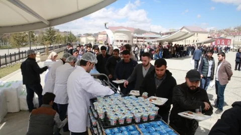 Bayburt'ta Kutlu Doğum Yemeği Etkinliği