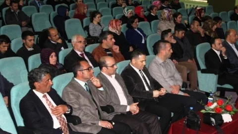 Aziziye'de Aile İçi İletişim Semineri