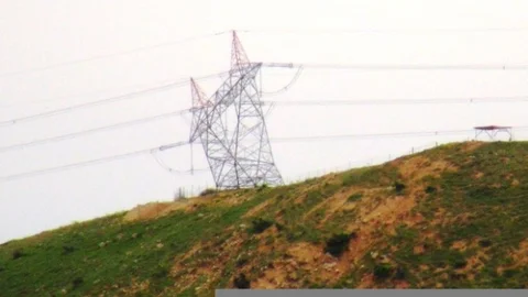 Silopi'de Yüksek Gerilim Hattı Patlatıldı