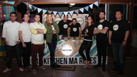 Bodrum'da Gençlerin Mutfak Etkinlikleri