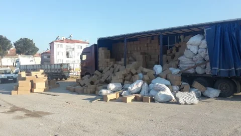 Kula'da Kaçak Sigara Operasyonu