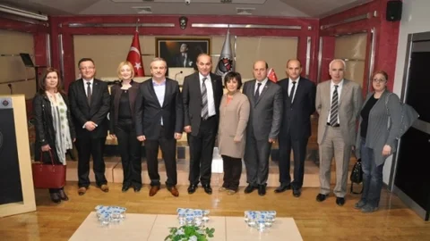 MHP Düzce Adayları DTSO'yu Ziyaret Etti