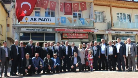 Bartın'da AK Parti Adayları Ziyaret Etti