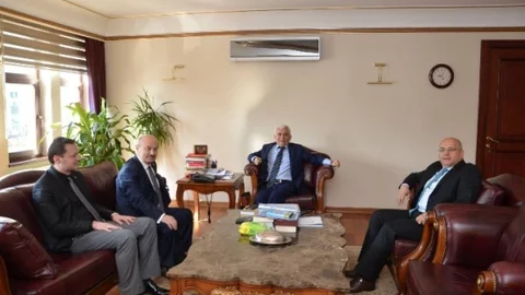 Karabük'te AK Parti Adayları Ziyaretlerde Bulundu