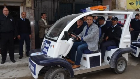 Karataş'ta Elektrikli Zabıta Araçları