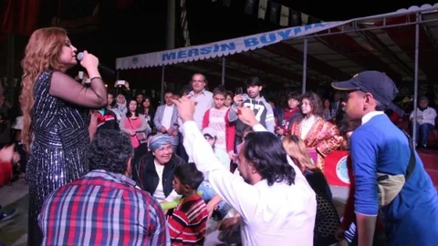 Mersin Kültürler Festivali Devam Ediyor