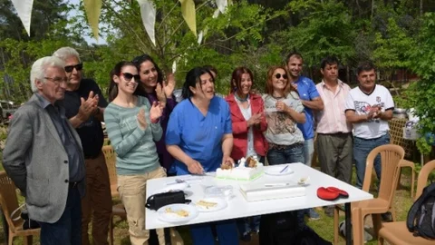 Haydos Başkanı Barınakta Doğum Günü Kutladı