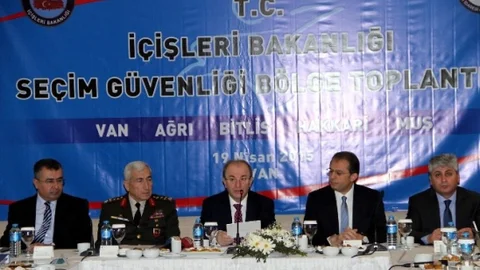 İçişleri Bakanı Öztürk Güvenlik Toplantısı Yaptı