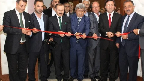 Van Fotoğrafları Antalya’da Sergilendi