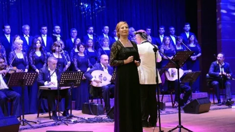 Mersin'de Türk Sanat Müziği Konseri Gerçekleşti