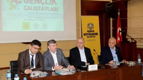 Konya'da Gençlik Çalıştayı Yapıldı