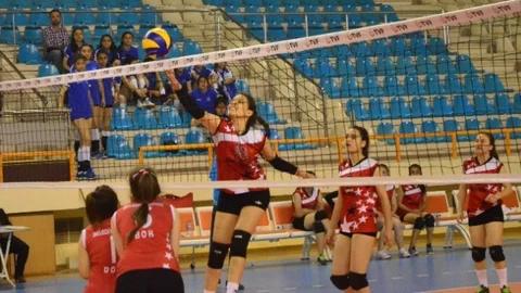 Yıldız Kızlar Voleybol Turnuvası Tamamlandı