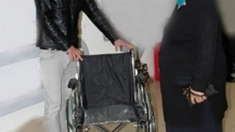 Engelli Vatandaşlara Tekerlekli Sandalye Desteği