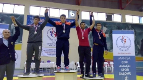 Gaziantep'te Güreş Başarısı