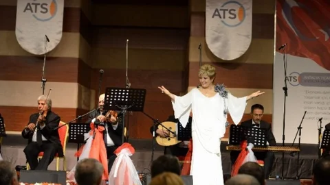 Antalya'da Türk Müziği Günleri Finali