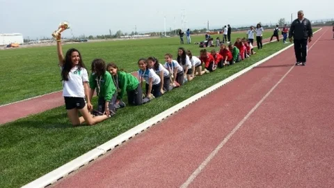 Bursa'dan Küçük Atletlere İkincilik Kupası