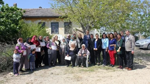Kadın Çiftçilere Eğitim Sertifikası Verildi