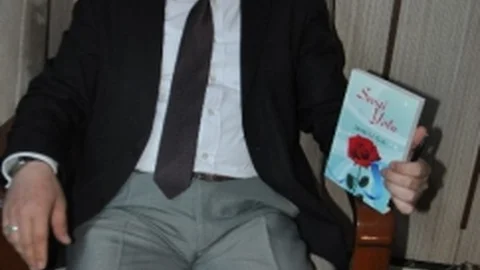 Bozüyük'te Din Görevlisi Kitap Çıkardı