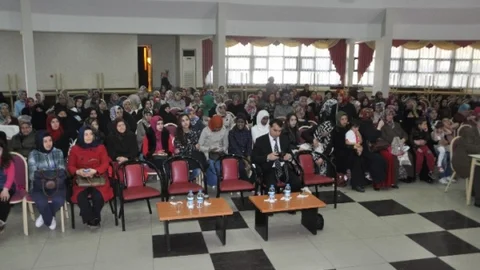 Bozüyük'te Hadis Yarışması Düzenlendi