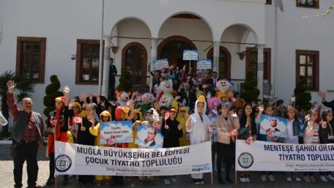 Muğla'da Çocuk Tiyatro Günleri Başladı
