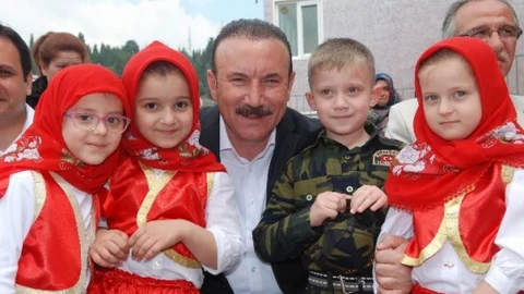 İzmit’te 23 Nisan Mesajı Yayınlandı