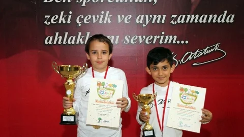 Özel Sanko Okulları Başarıya Doymuyor