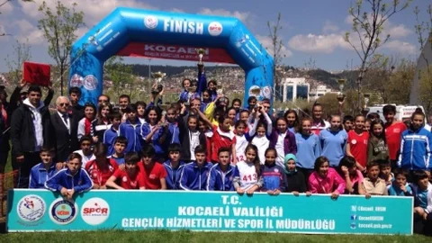 Düzce Atletizm Takımı Başarıya Doymuyor