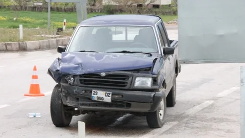 Elazığ'da Trafik Kazası 4 Yaralı