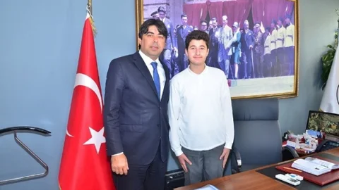 Foça'da 23 Nisan Coşkusu