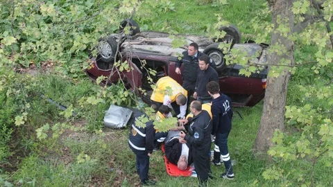 Bursa'da Araç Dereye Uçtu