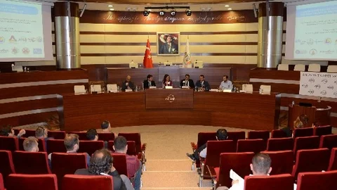 Antalya'da Seyahat Acentalarına Eğitim Toplantısı