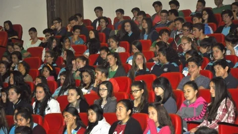 Antalya'da Öğrencilere Terör Konferansı Düzenlendi