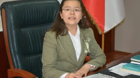 Balıkesir'de Kız Öğrenciler Yönetimde