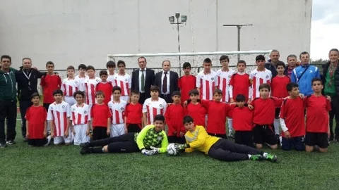 23 Nisan Bayramı Spor Etkinlikleri Edremit'te Yapıldı