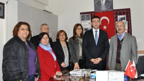 CHP Adaylarından Muhtarlara Destek Sözü