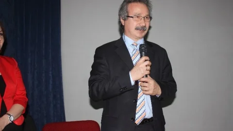İzmir Aliağa'da Beyin Semineri