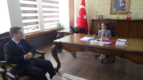 Kulp'ta Öğrenci Kaymakam Oldu