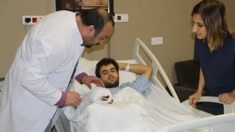 Gaziantep'te Kesilen Parmaklar Yeniden Bağlandı