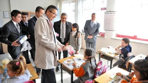 Altındağ'da Öğrencilere Destek Ziyareti