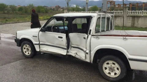 Kocaeli'de Kamyonet Kazası