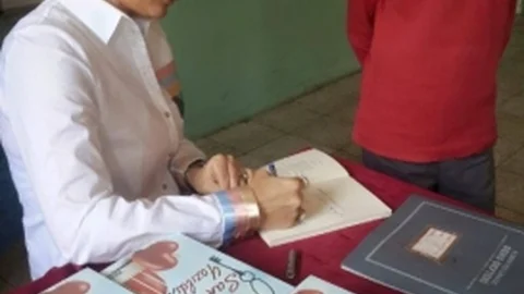 Yasmin Korkut Köyceğiz'de Kitap Tanıttı