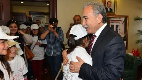 Saimbeyli'de 23 Nisan Coşkusu