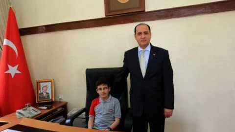 Amasya'da Öğrenci Vali Oldu
