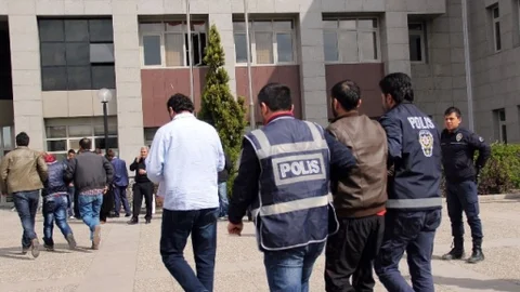 Aksaray'da Uyuşturucu Operasyonu Sonrası 44 Tutuklama